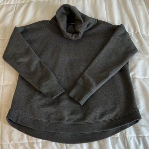 Athleta XS pullover, gray